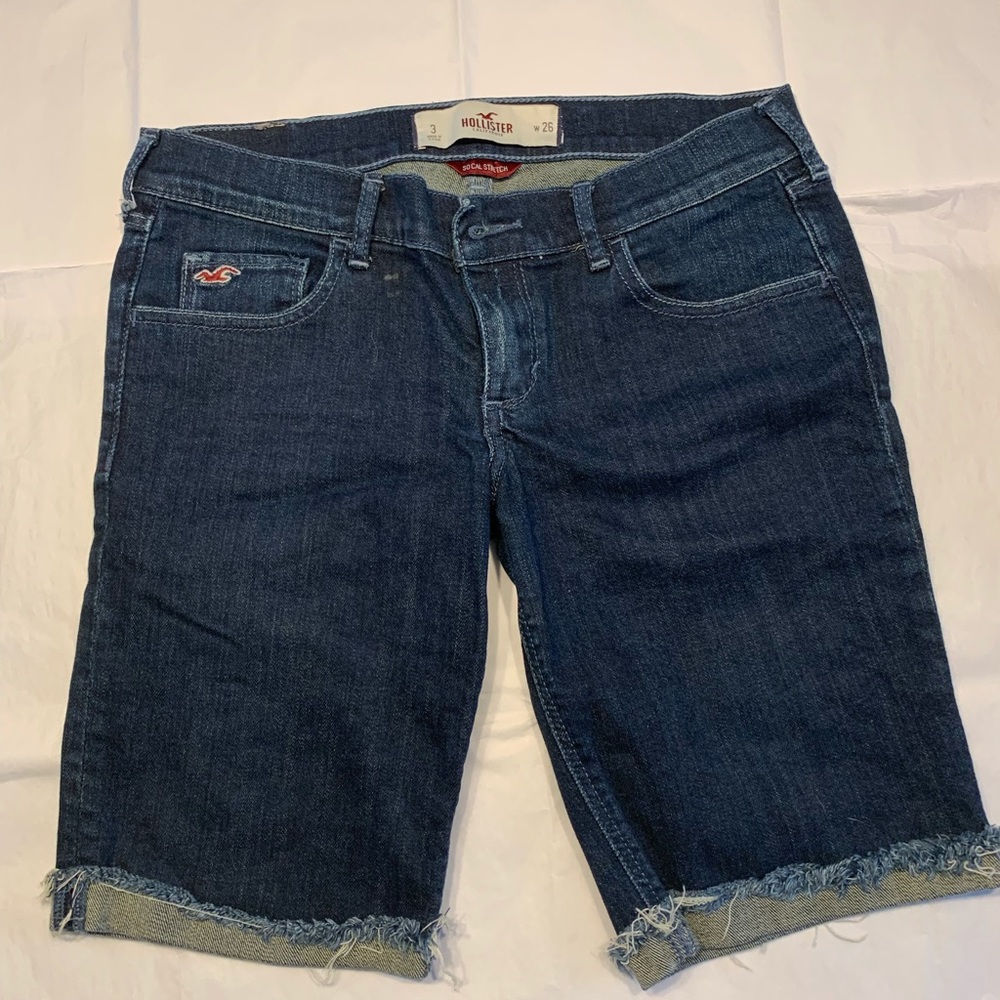 Hollister Dark Blue Jean Shorts - (Size 3, W-26)